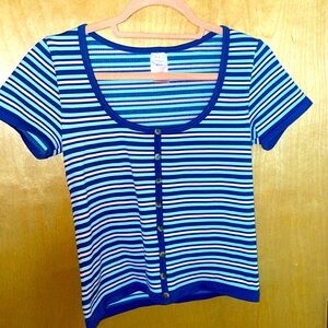 No boundaries size M 7/9 blue striped short sleeve shirt
